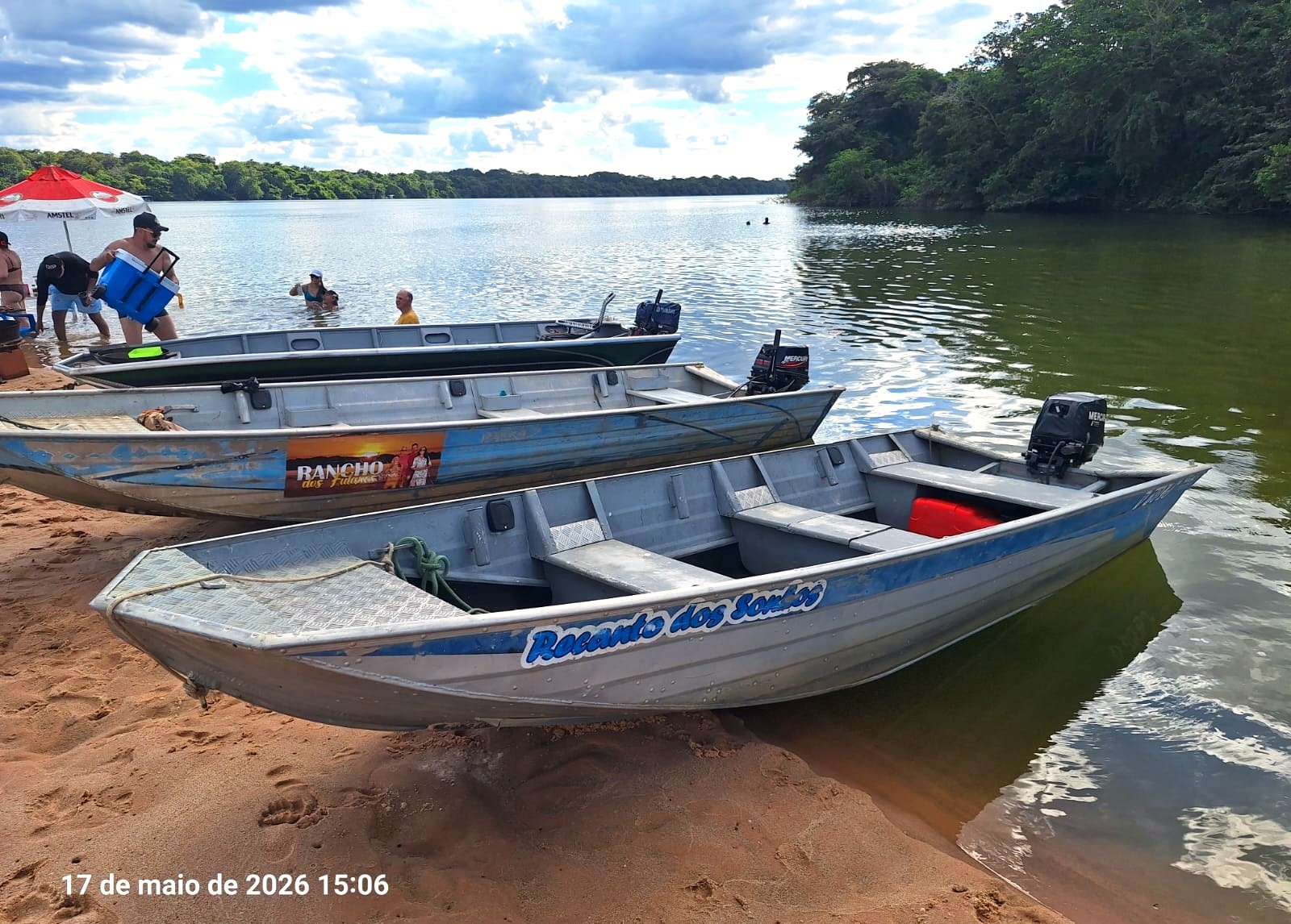 Barcos e Voadeiras no Rancho Recanto dos Sonhos